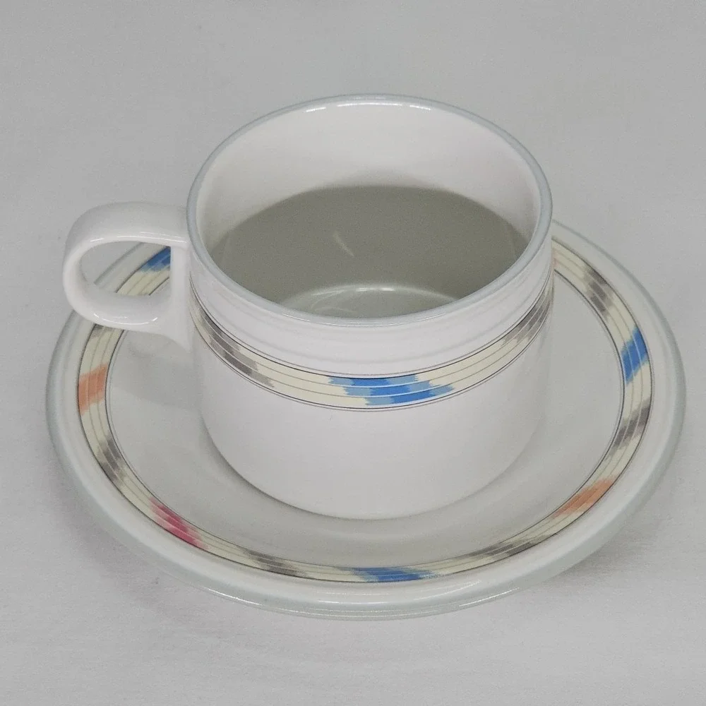 Studio Nova Villager Mesa Set Service 8‎ VTG MCM Dinnerware Plates Retro